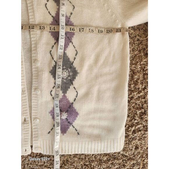 C42 Alfred Dunner purple and gray argyle patterned sweater cardigan - Picture 6 of 8